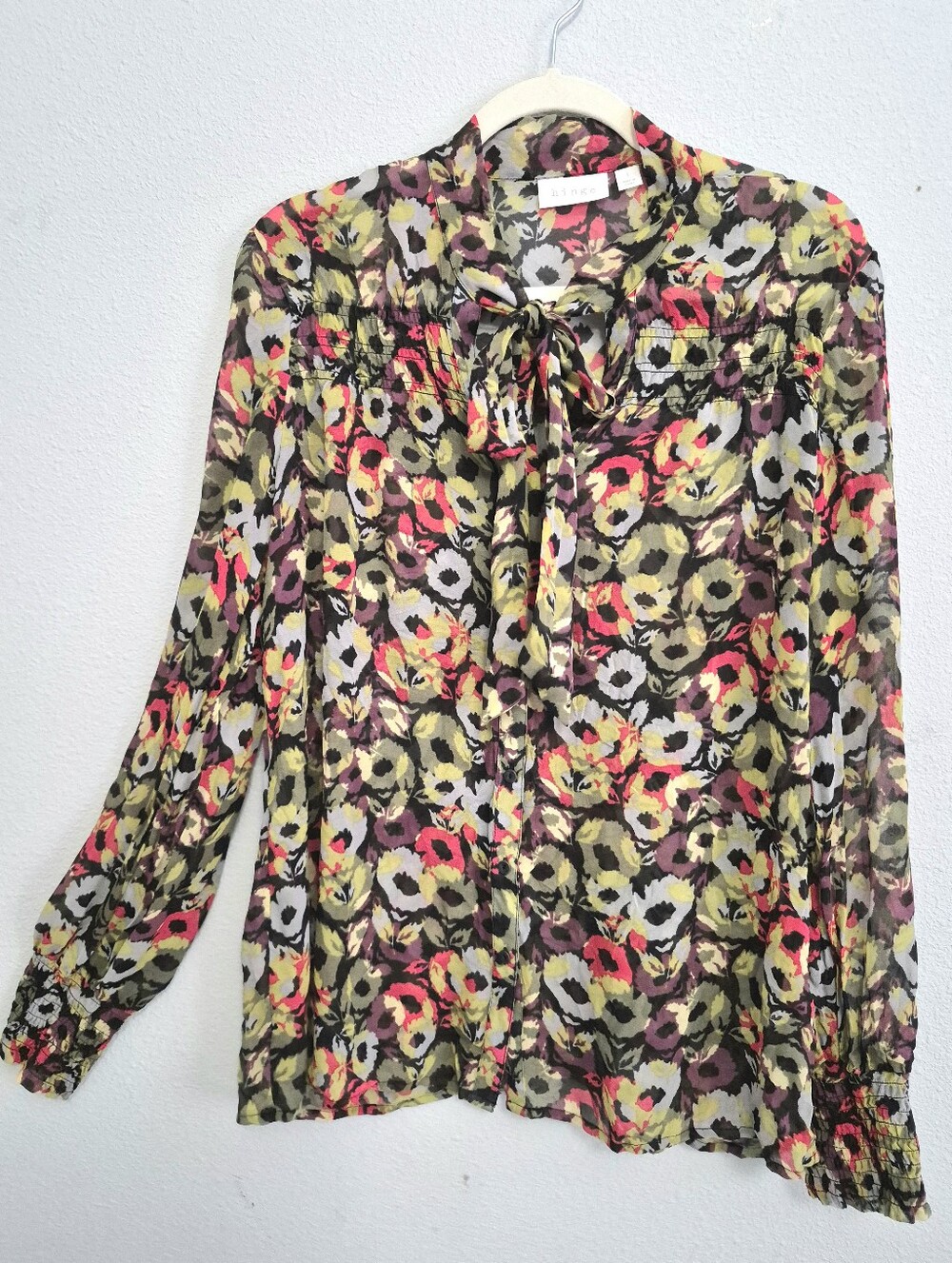 Hinge Silk Peony Multi Color Print Button Down Blouse Size 1 Or Large